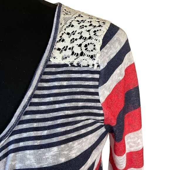 JOE Boxer Woman's Knit Shirt Size XL Red White Blue Striped Lace Tie Front - Picture 3 of 15